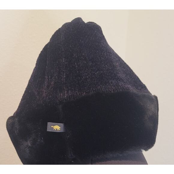 Turtle Fur Black Chenille Winter Hat OS Retro Cozy Faux Fur EUC - Picture 2 of 6